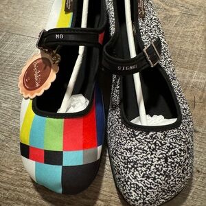 NWT: CUTEST retro TV Mary Jane’s by Hot Chocolate brand! Sz 9 comfy’China Flat’.